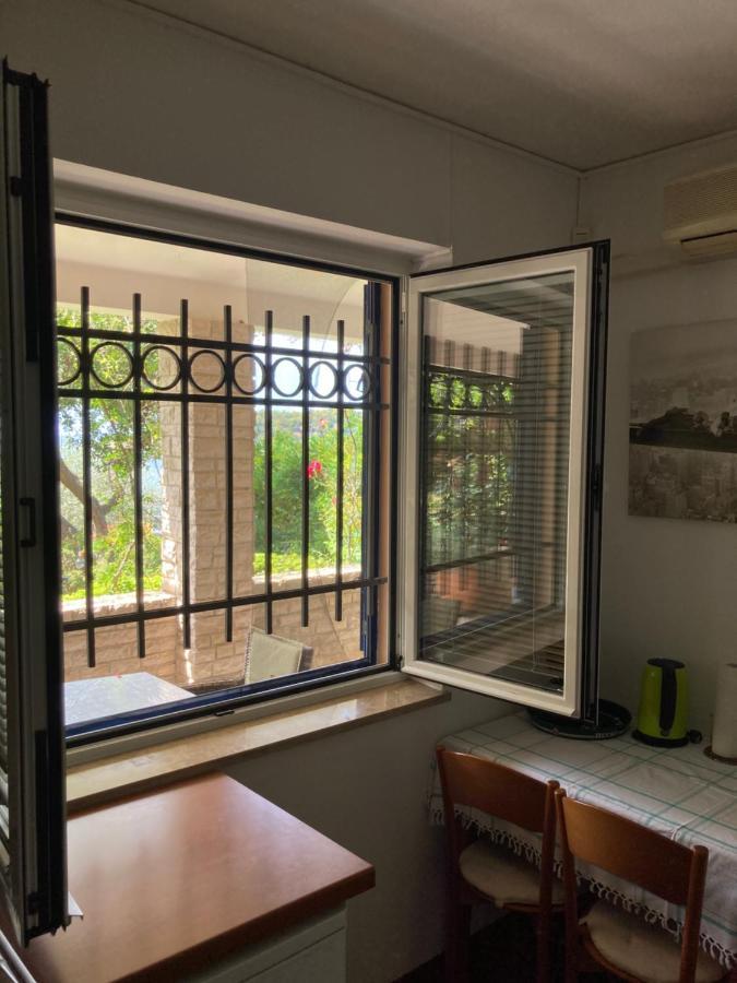 Goga Apartments Pola Esterno foto